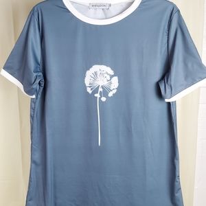 Women's Size Large Graphic Top Dandelion